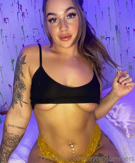 paytonsummers model sexy picture