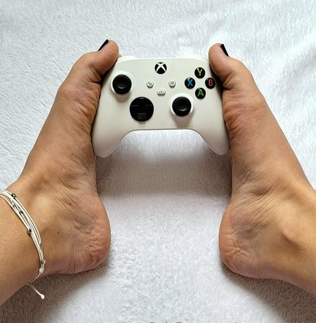 GamertoesKZ perfect actress picture