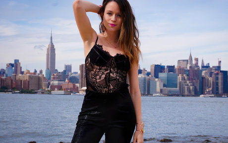 jenhearts247 model adult photo