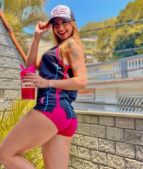 Leticia Ferrazzani star adult picture