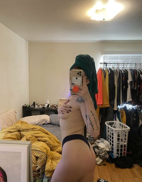 handj0bzbychelle hd model pictures