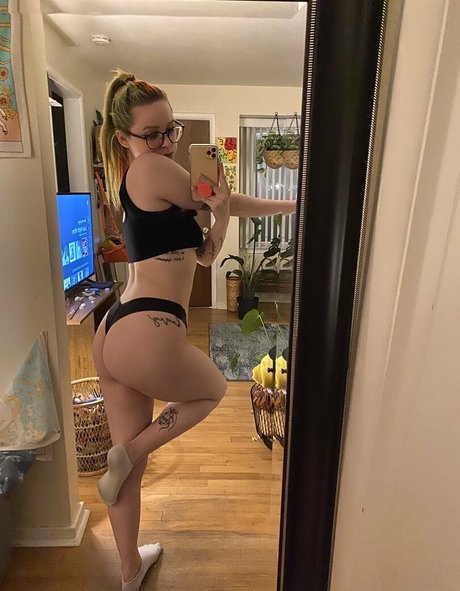 handj0bzbychelle pornstar adult archive