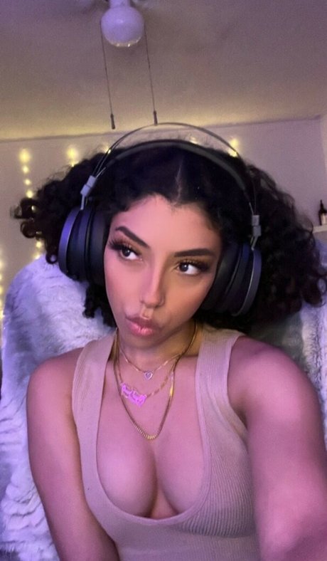 Empress Mirai pornstar nice pictures