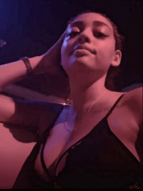 Annaaeeelle perfect star pic