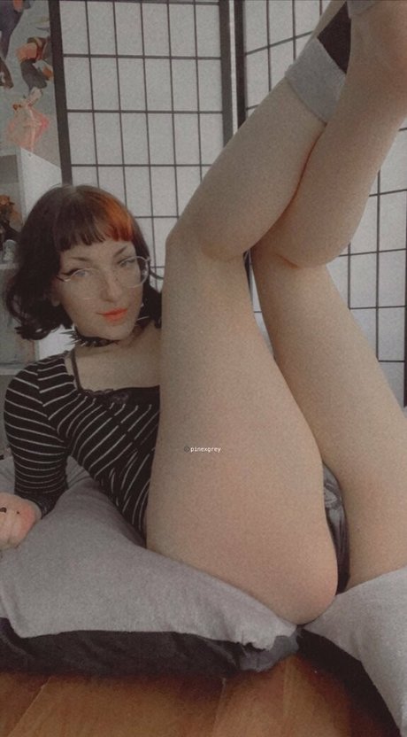 pinexgrey erotic actress img