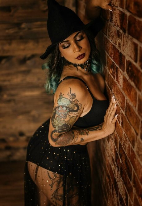 kikix91 pornstar erotic pictures