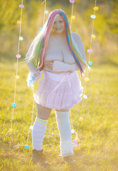 spikezombie model porn images