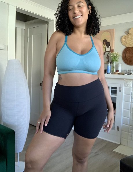 Dreamyriri pornstar xxx pics