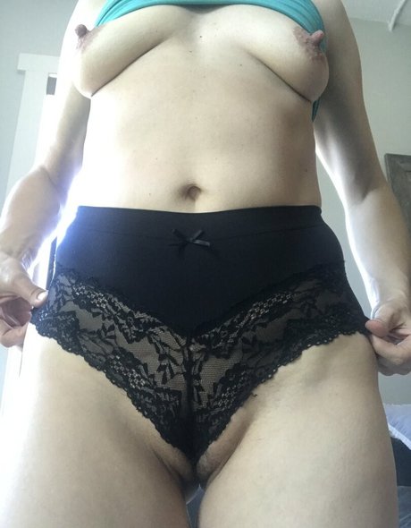 famous asian onlyfans beautiful nude pic