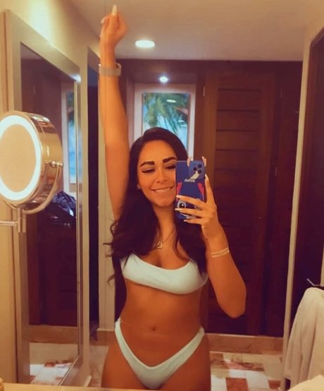 Julieta De Santos model art archive