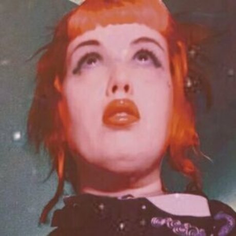 doethebrat model nice pic