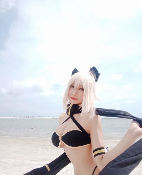 Refeen erotic star picture