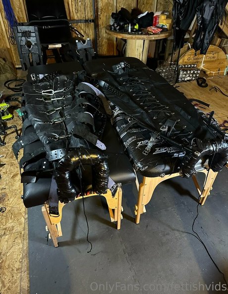 fettishvids model top pics