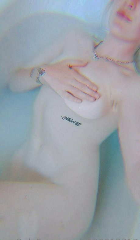 ellie3y3ballzdeep pornstar adult images