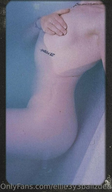 ellie3y3ballzdeep free star pic