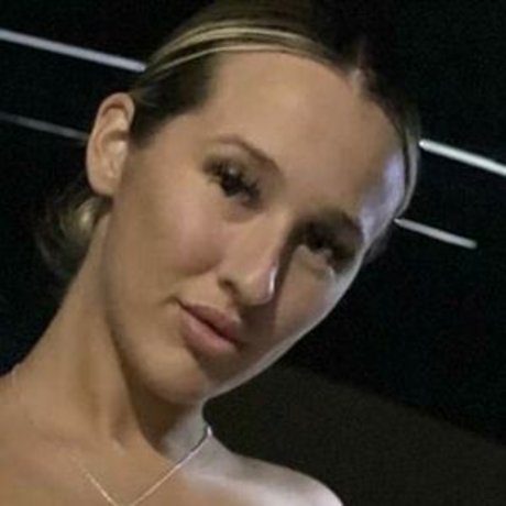 naughtyjordy126x sexy model photos