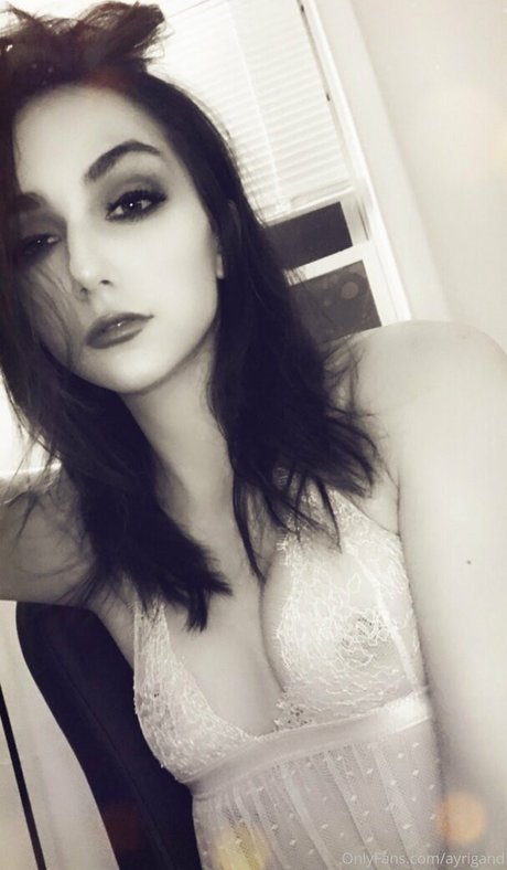 aevimari sex model pictures