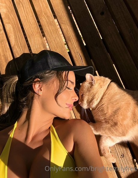 brightemilyfree model high quality pic