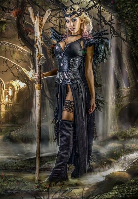 Griffin Maria model naked photo