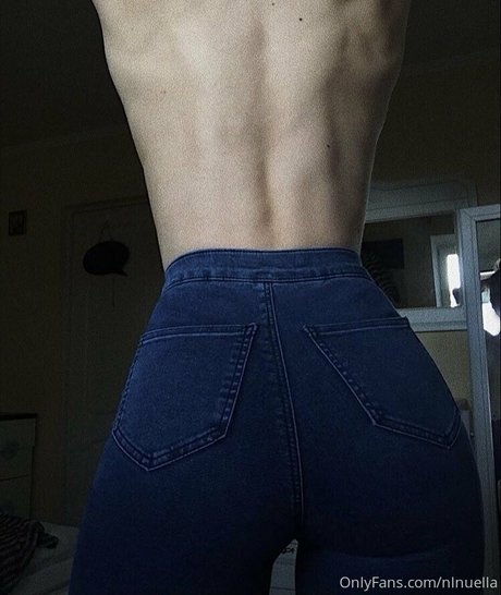 elllleeee perfect pornstar archive