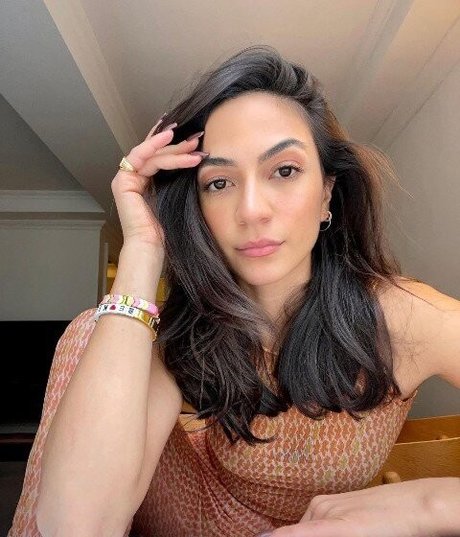 Natalee Linez best model img