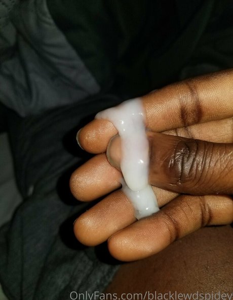 blacklewdspidey erotic pornstar pictures