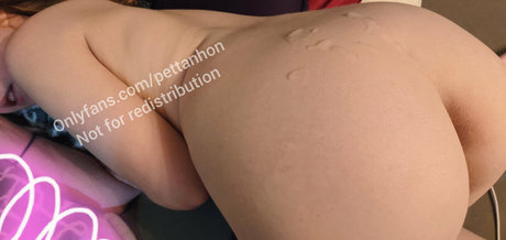 pettanhon beautiful model image