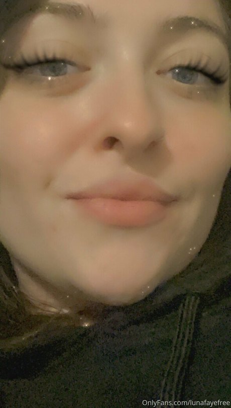 lunafayefree nude pornstar pic