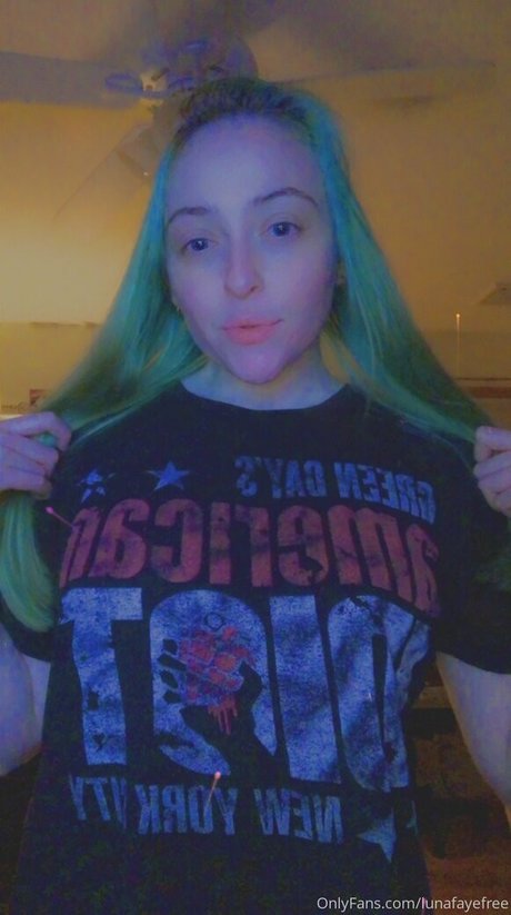 lunafayefree model erotic images