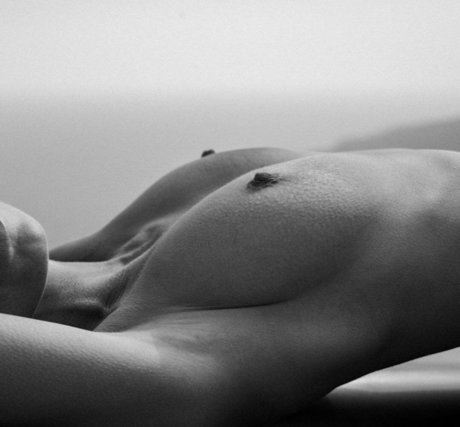 Sensual Reem nudes actress pics