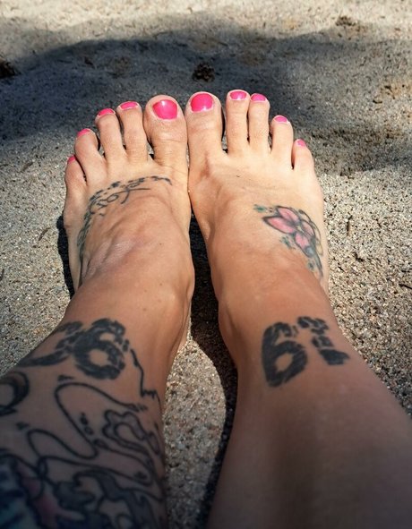 Bibis secrets erotic actress pics