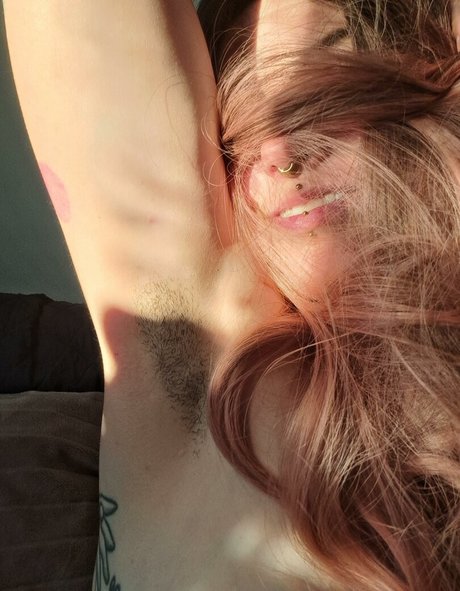 Bibis secrets nude model pics