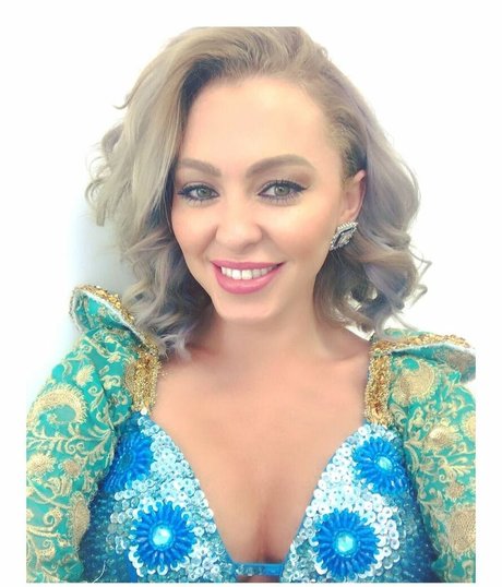 Natasha Hamilton model porn pics