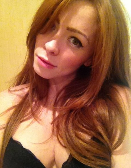 Natasha Hamilton model hot pic