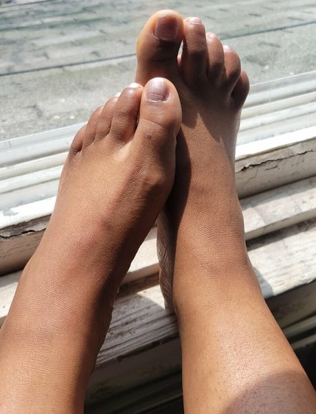 Nickey James sex model image