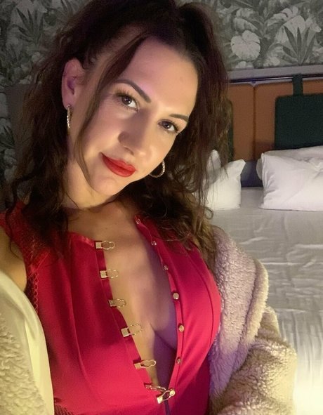 SexiestGilf art actress images