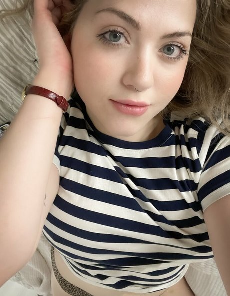 busty milf onlyfans porn image