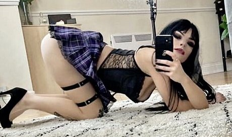 Portsmouth pornstar nude image