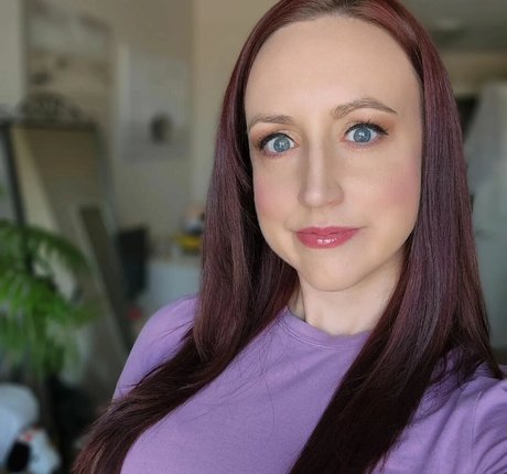 Emma Orchid star gallery