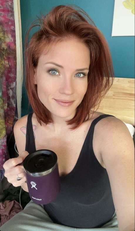 Skyra Fox actress galleries