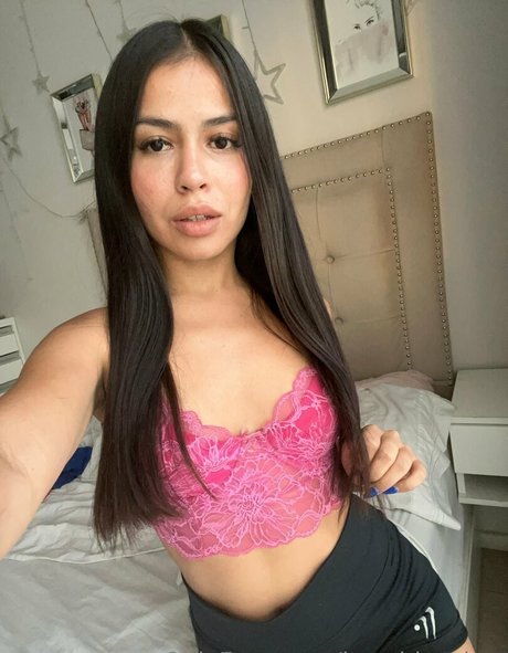 itsashleyskye top actress photo