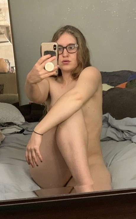 reddhotqueen high quality model photo