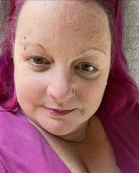 sunlovingchick hd actress pic