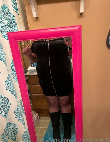 sunlovingchick nudes pornstar photo