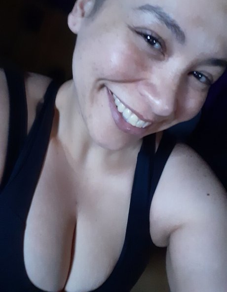 Nuttybuddy87 model images