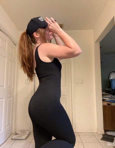 Thqcc hot pornstar image