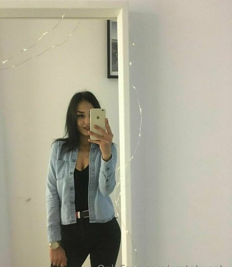 gretatwenty pornstar perfect pictures