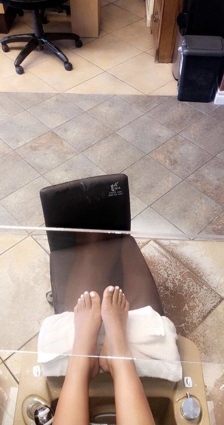 ebony free onlyfans nude photos