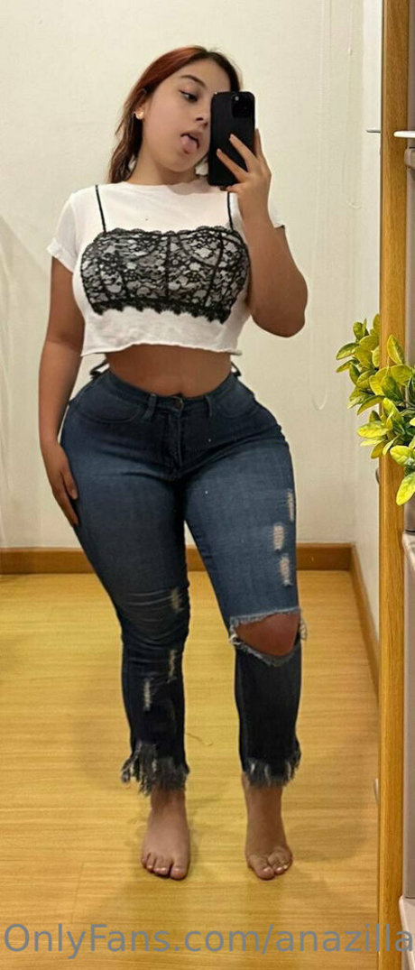 anazillap hd pornstar img