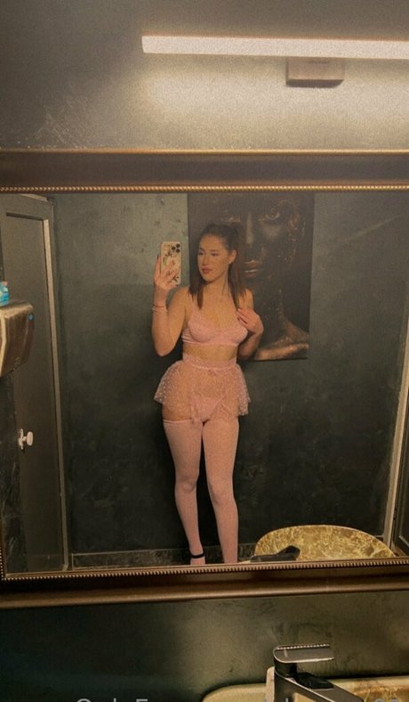 alexaon01 xxx model galleries